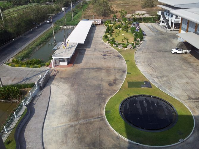 คลองหน้าโรงงาน