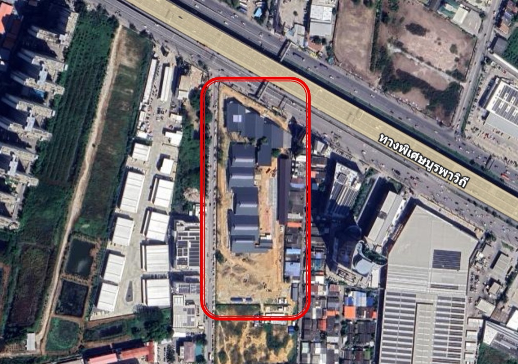 TGMK02 ชัยภูมิของโครงการ The Glass Market Bangna อยู่หัวมุมของถนนบางนา-ตราด กับ ซอยบางนา กม.7 ถือได้ว่าเป็นชัยภูมิที่มีกระแสไหลเวียนดี มีความเป็นมงคลเป็นอย่างมาก