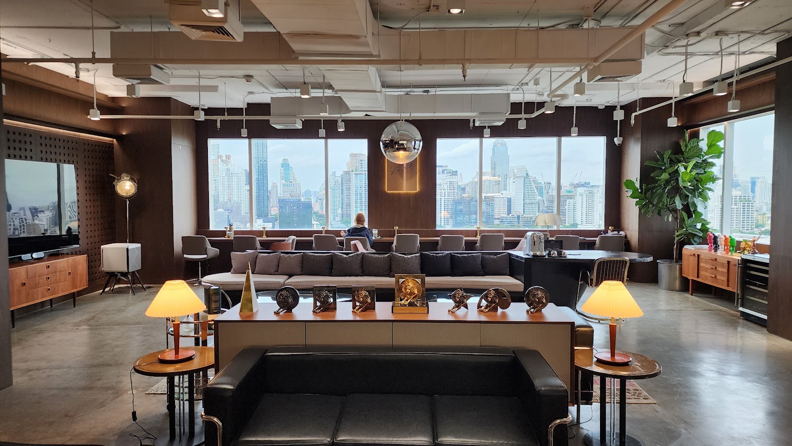 BBDOFengShui04 อีกตำแหน่งของ CO-Working Space คือ Sutthi Lounge ที่วางไว้ในตำแหน่งชื่อเสียงความยอมรับ